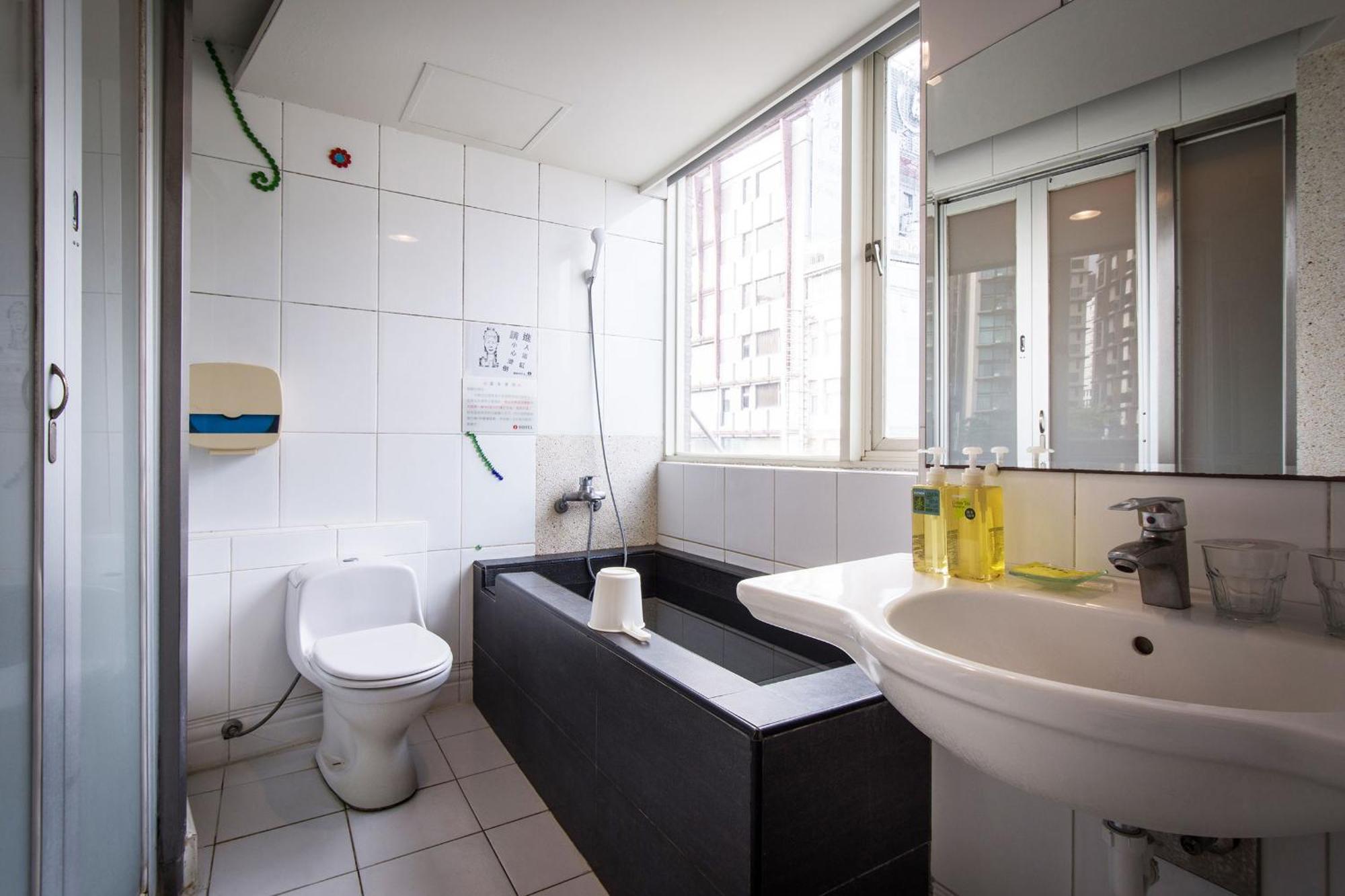 J-Hotel Jiaoxi Bagian luar foto