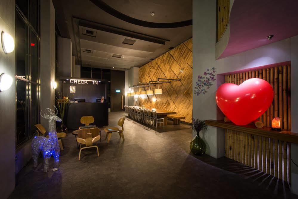 J-Hotel Jiaoxi Bagian luar foto